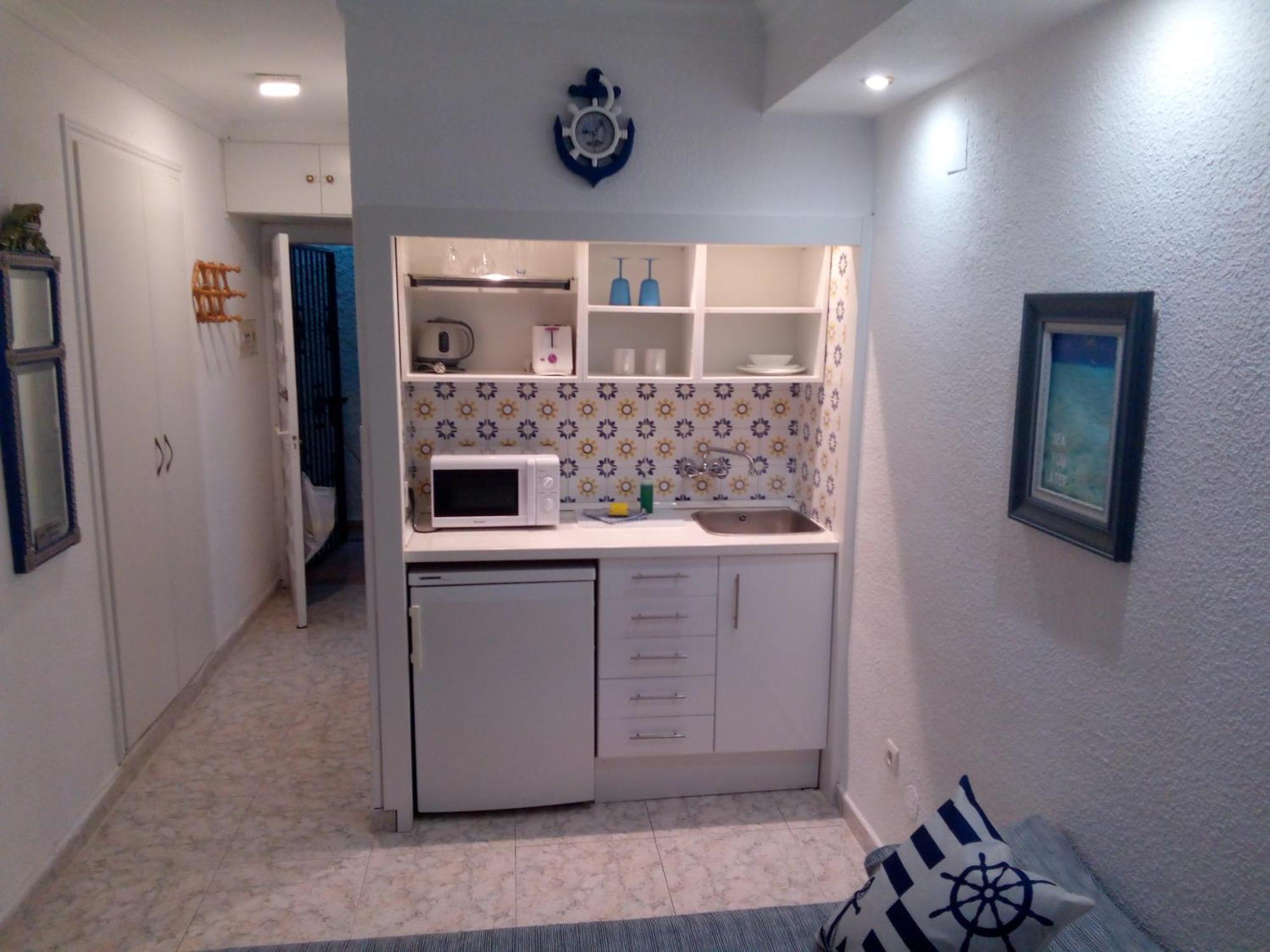 Апартаменты Los Cisnes Beach Studio 100M Playa Бенальмадена Экстерьер фото