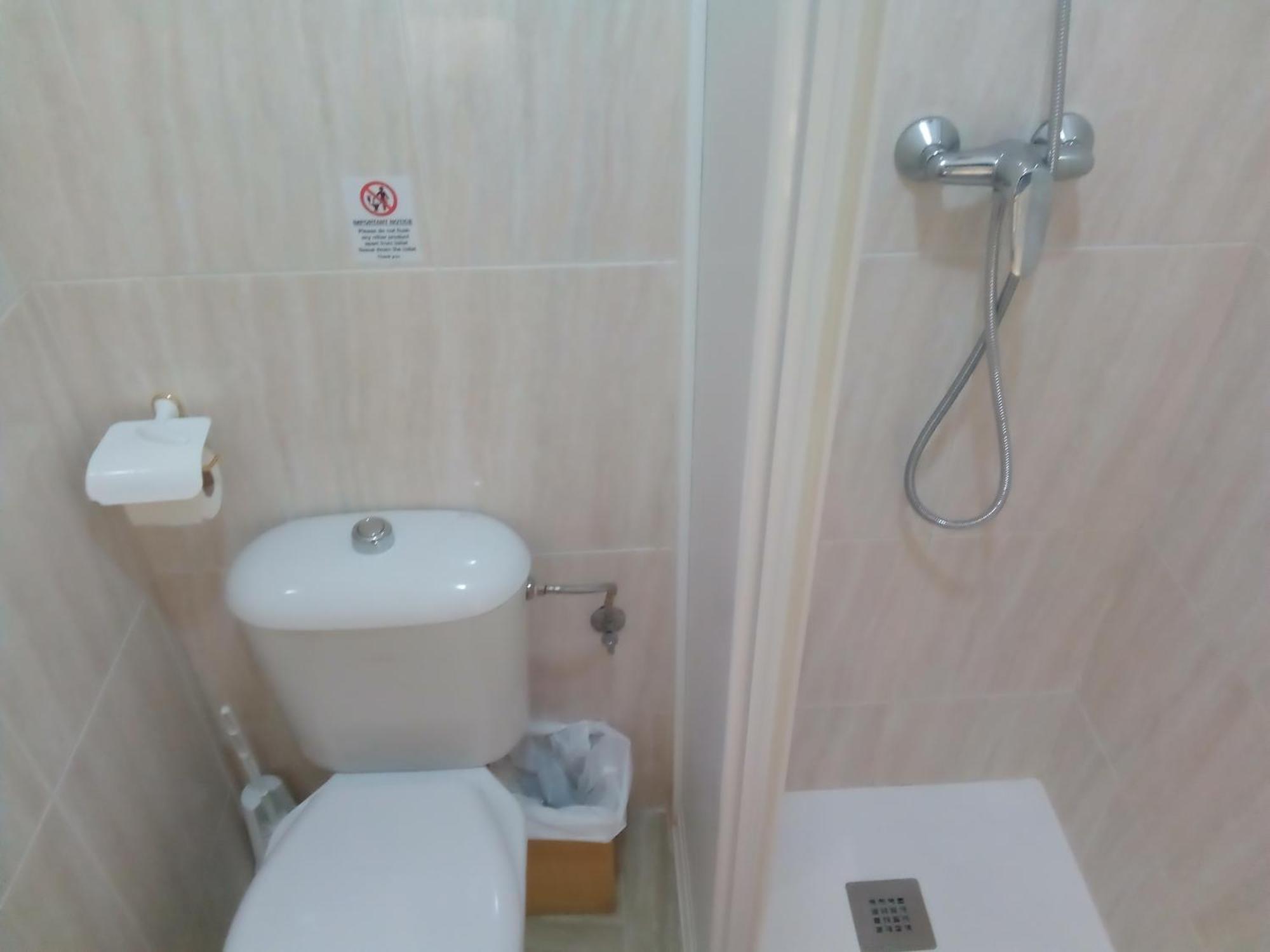 Апартаменты Los Cisnes Beach Studio 100M Playa Бенальмадена Экстерьер фото